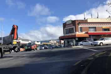 High Profile on Royal Oak Roundabout!