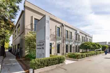 Parking & Profile in Merivale