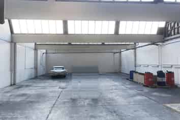 value 388m2 unit / asking $45,000pa + yard option