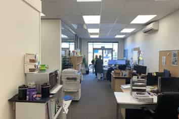 Offices in the Heart of Industrial