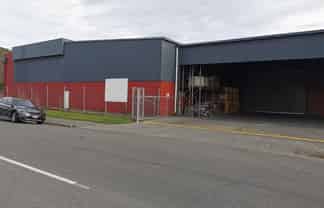 Large Warehouse Near Port