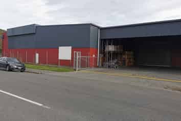 Large Warehouse Near Port