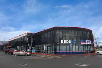 OWNER OCCUPIER WITH INCOME