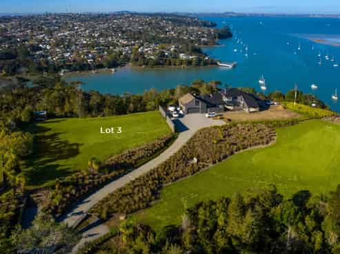 9 Te Kawau Pass, Greenhithe