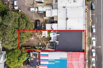 FREEHOLD - TENANTED WITH LONG LEASES