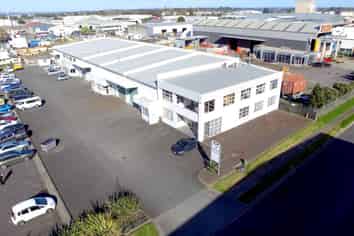 ROAD FRONTAGE OFFICE