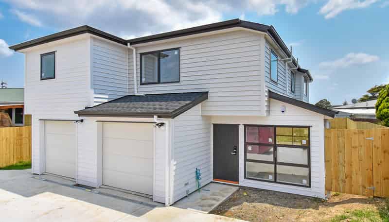 Lot 2/16 Romney Place, Manurewa