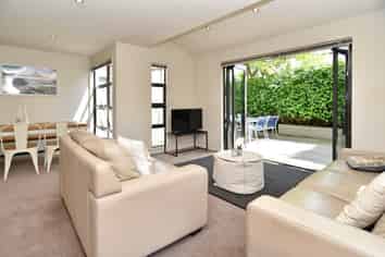 1/107 Deans Avenue, Riccarton