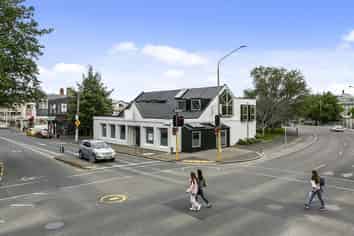 High Profile Premises With Excellent Parking! SH1!