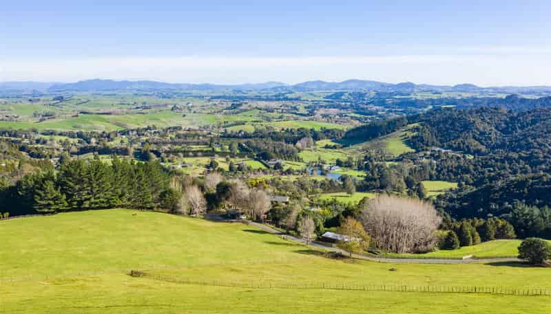 82 Kara Road, Maungatapere