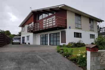 17 Lane Place, Awapuni