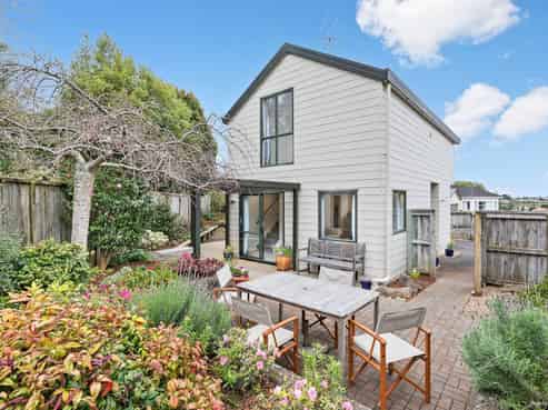 20B Milliken Avenue, Mount Roskill