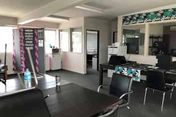 City Fringe Office @ $400 p/wk negotiable!