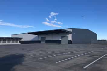 Large Storage & Distribution Facility at Airport