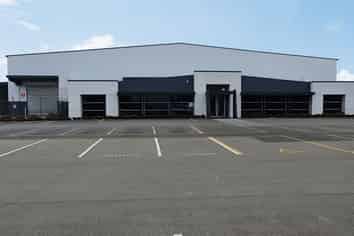 3,725m2 warehouse at the Airport