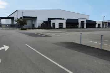 3,725m2 warehouse at the Airport