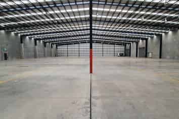 3,725m2 warehouse at the Airport