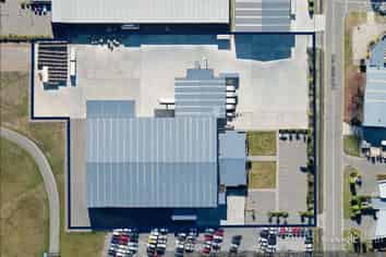 3,725m2 warehouse at the Airport