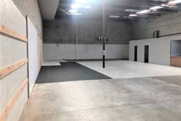 Tidy Retail on popular Cavendish Drive