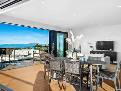 4 Bute Road, Browns Bay