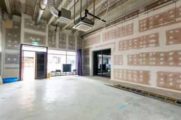 Convenience Retail - Long Bay