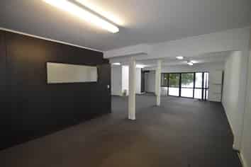 STANDALONE GREY LYNN OFFICE