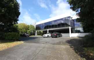 CBRE: Ideal Corporate HQ in Prime Location