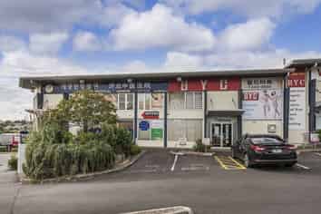Wairau restaurant/retail space for lease