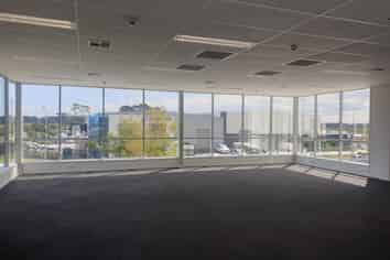 This Warehouse is prominently positioned office/wa