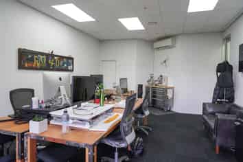 Single Office & Professional Room for Lease