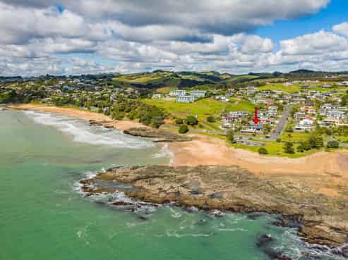 6 Stratford Dr, Cable Bay