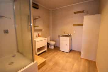 REDUCED !  Hi Profile Bulk Retail/Gym/Warehouse