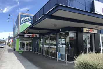 Retail/Showroom in New Lynn