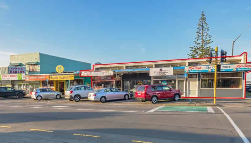 131 - 137 Botanical Road, Takaro