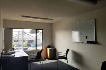 Small office spaces - Bamford Industrial Park