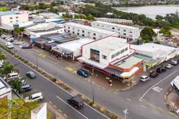 Re-development or occupier opportunity