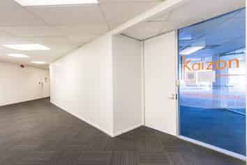 Light & Bright Office in the Valley