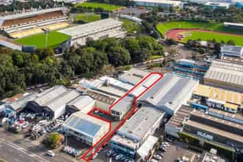 Freehold industrial - must be sold