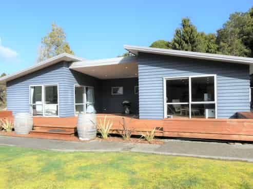 2 Sanctuary Place, Kumara