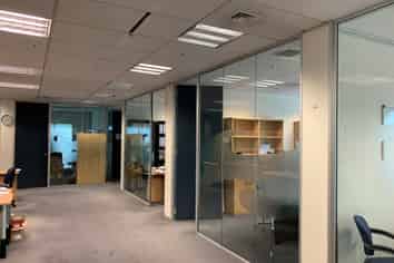 Large Rosebank Road Office – Rent Free Available!