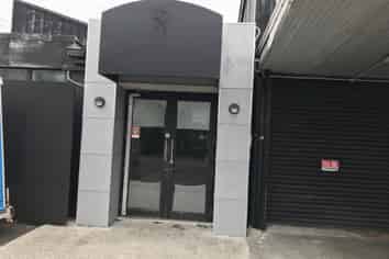 Prime Industrial Showroom/Warehouse