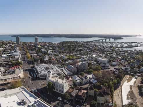 Poll Ponsonby Positioning