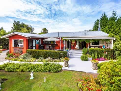 15 Peehi Manini Road, Waitahanui