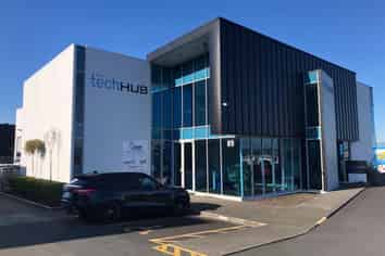 SCARCE COMMODITY TE RAPA NORTH