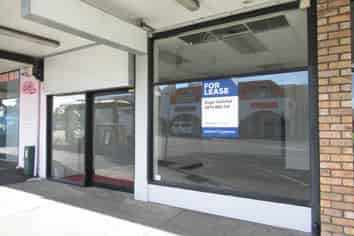 PRIME OFFICE OR RETAIL IN ROYAL OAK