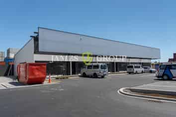 Brand New Retail Unit - Motivated Landlord