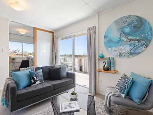 2/37 Ripon Crescent, Meadowbank