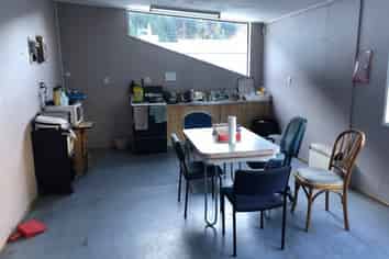 Warehouse/Coolstore for Lease Close to CBD