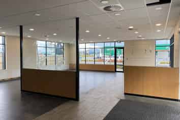 CONVENIENCE AND LOCATION