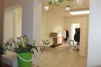 Retail on the hill - For Lease